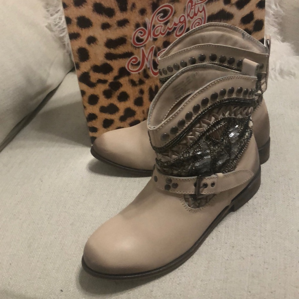 Naughty Monkey Booties LYSANDRA EUC 8.5